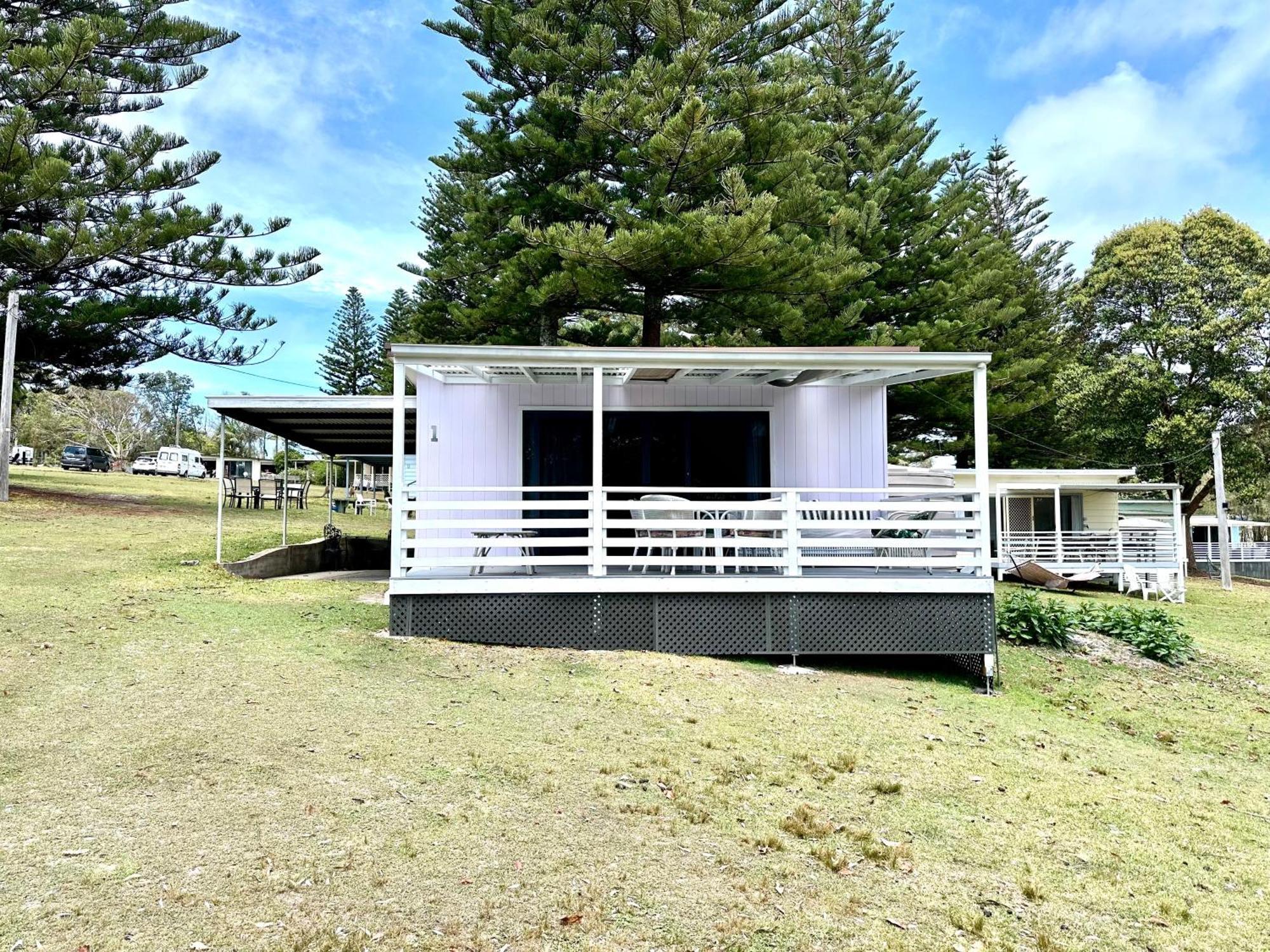 Kioloa Beach Cabins Exterior photo
